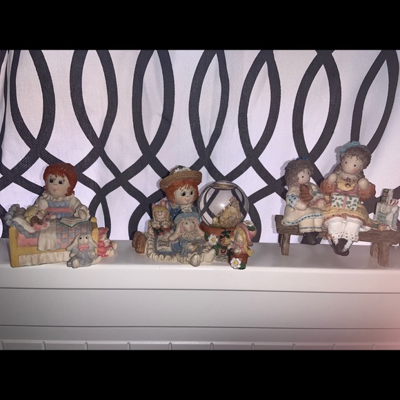 antiques - Picture 2 of 4